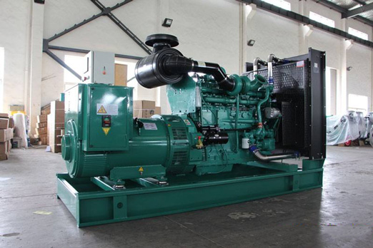 集贤320kw康明斯柴油发电车出租组图片 集贤320kw康明斯柴油发电车出租组图片